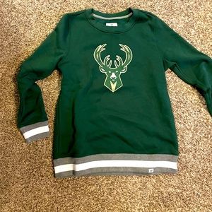 Milwaukee Bucks sweatshirt